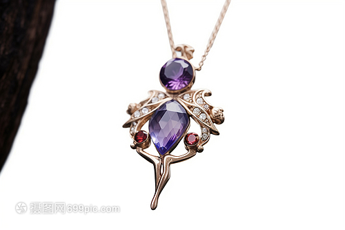 璀璨光华 探索水晶项链的永恒魅力